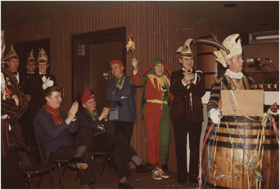 Toespraak Prins Carnaval. 4. Burgemeester Elsen; 7. Ad Geurts; 8. van Lierop; 9. Henk Bergman