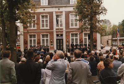 Serie van 11 foto's van de officiële opening van het politiebureau.