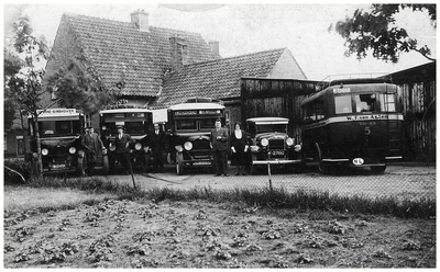 Bus- en wagenpark van de gebroeders van Asten. F.C.M. van Asten ;