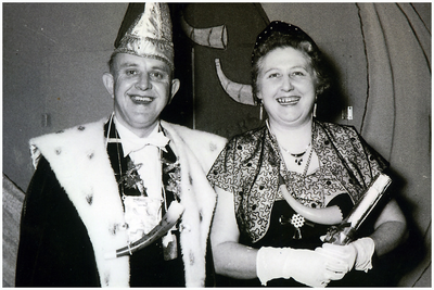 Driekske en Anneke Corstjens-Aarts, eerste prinsenpaar van carnavalsvereniging De Toeters, Budel-Schoot