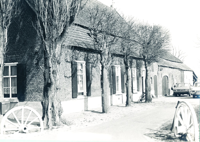 Serie van 4 foto van de Boerderij van familie van Vroonhoven aan de Slievenstraat
