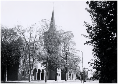 R.K. kerk H. Lambertus, Kapelstraat 20