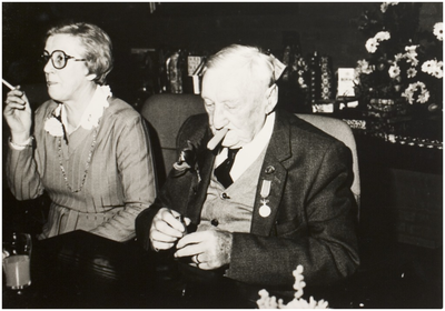 Gerard van der Linden tijdens zijn 100e verjaardag in het verzorgingstehuis Alphonsus in Mierlo-Hout