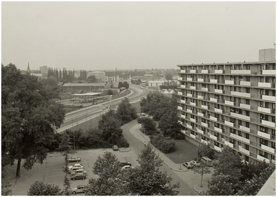 Panoramafoto Heeklaan, gezien vanaf de flat aan het Wethouder Van Deutekomplein, richting Kanaaldijk en Engelseweg