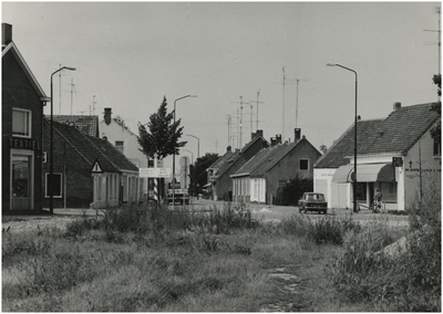 Kromstraat, gezien vanaf de Plank in de richting van Zonderwijk